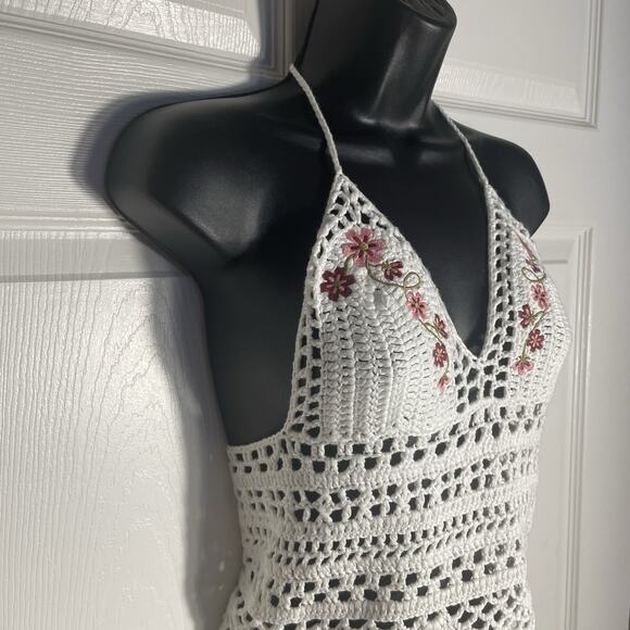 Delias Crochet Halter Top Women XXS White Floral Embroiderd Dolls Kill Festival - Picture 2 of 8